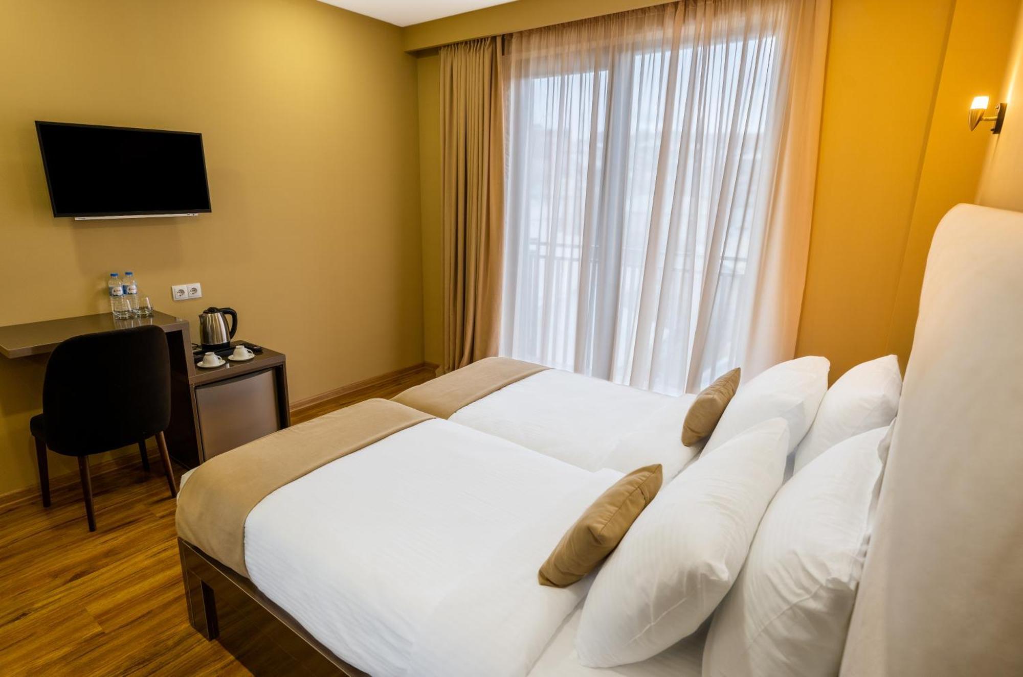 Hotel Residence Plaza Tbilisi Room photo